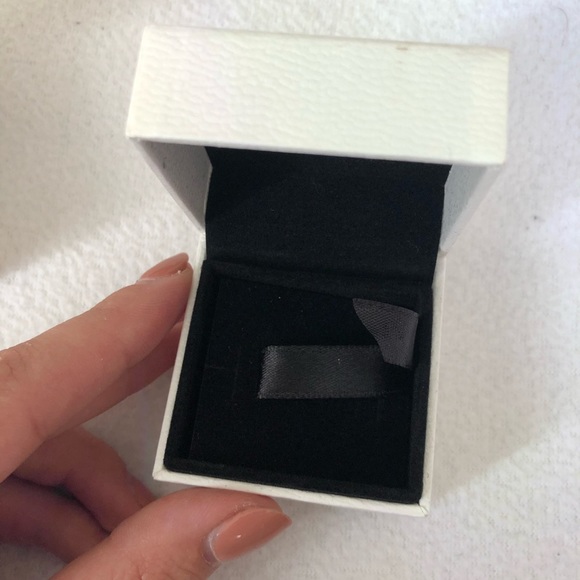 2 Pandora Boxes - Picture 3 of 5